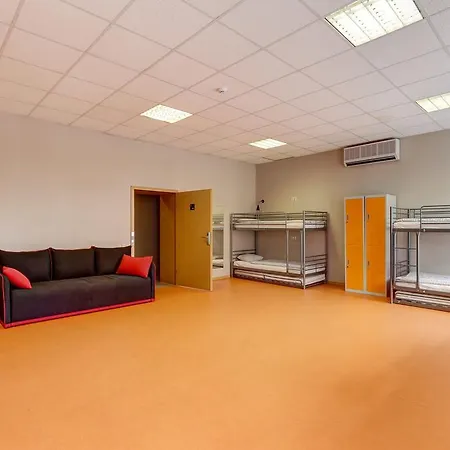 Hostal Liberty Airy *
