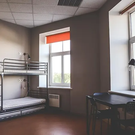 Hostal Liberty Airy *