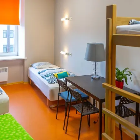 Hostal Liberty Airy *